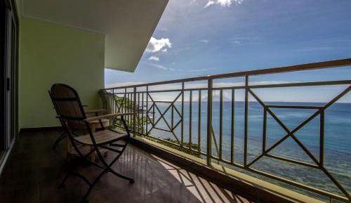 Superior Room with Balcony and Seaview 