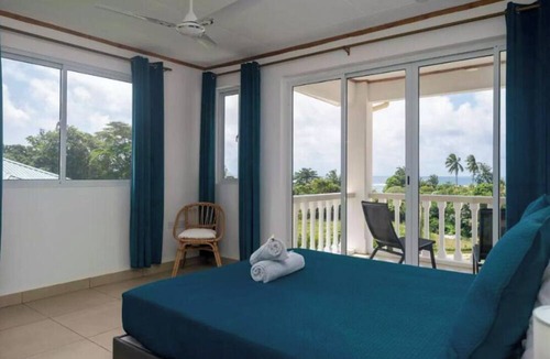Mahe Island Apartment | Cap Confort