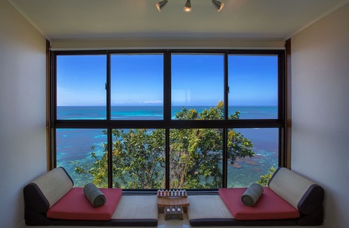 Anse Bois de Rose Hotel | Coco de Mer Hotel and Black Parrot Suites