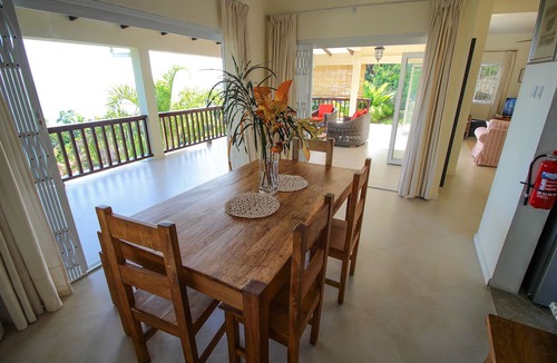 Glacis Villa | Kaz Bulinger