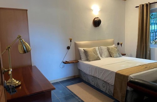 Baie Ste Anne Apartment | Cavern Apartments