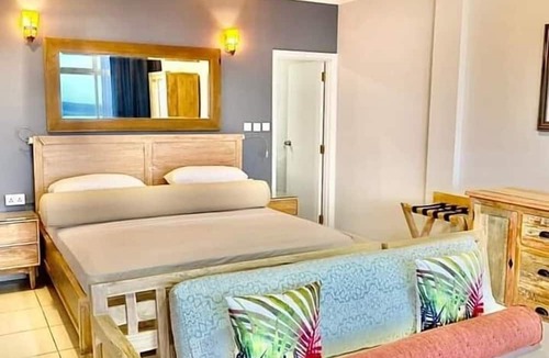 Mare Anglaise Apartment | Beau Vallon Studios