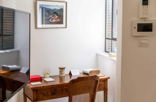 Jaffa Apartment | Urban Comfort with a Middle Eastern Flair