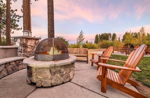South Lake Tahoe Villa | South Lake Tahoe | Pool & Ski Access | Mountain Adventure Stay
