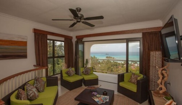 Le Duc Hillside Villas
