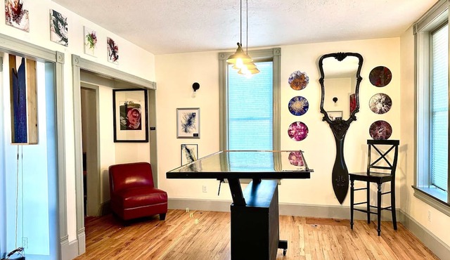Franklin Fab Gallery House in Raton