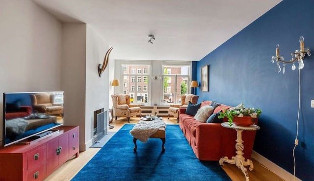 Beautiful apartment at one of the most desirable locations on the famous Prinsengracht. in Amsterdam