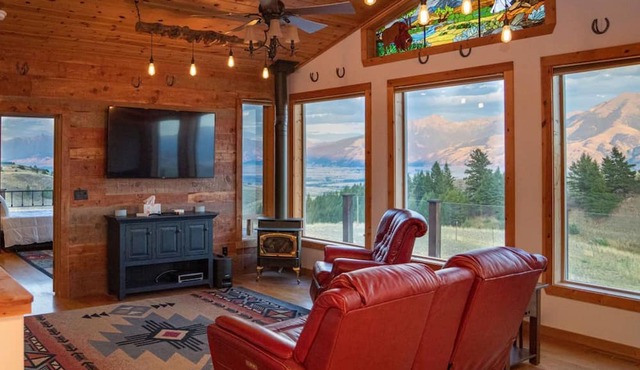 Paradise 101 | 4 Bed, 3 Bath in Emigrant