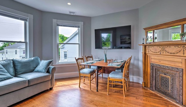 Charming Greenport Gem 1, 1 Mile to Ferry! in Greenport