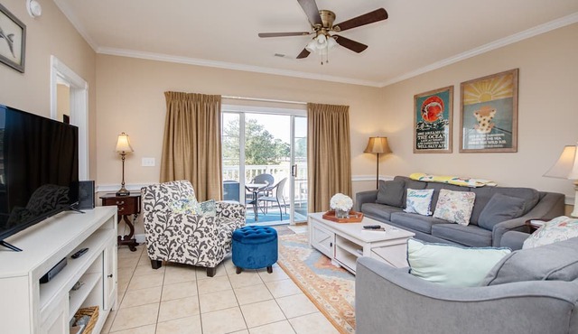 A golf course view escape in the heart of Myrtle Beach! in Myrtle Beach