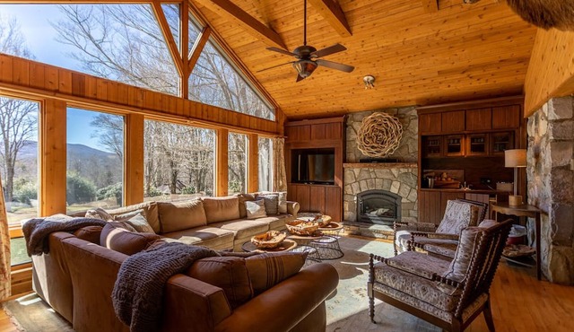 Beech Haven 6br 5ba with Huge Yard, Tennis Court, Creek & Pond, and Much More in Banner Elk