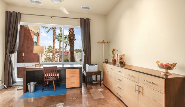 Luxury Palm Springs Retreat. Pool, Spa & Stunning Mountain Views in Palm Springs