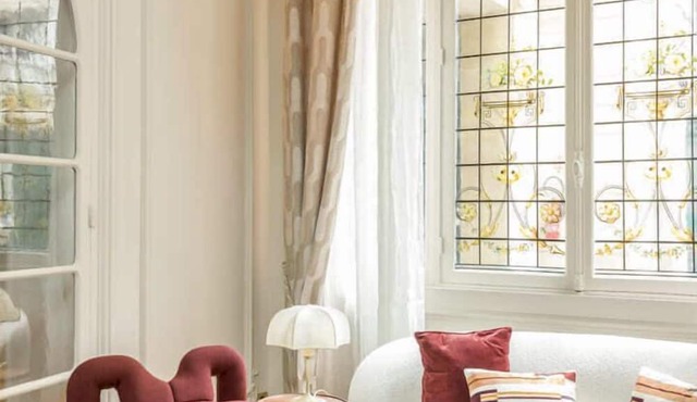 Merveil - Signature Suite-Champs Elysees- Marignan in Paris