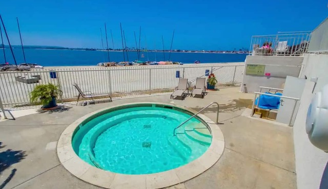 Beach Front Home, Hot Tub, View, Parking! in San Diego