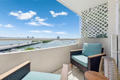 Bahia Serena - Bay Views on Marina With Parking in Miami Beach