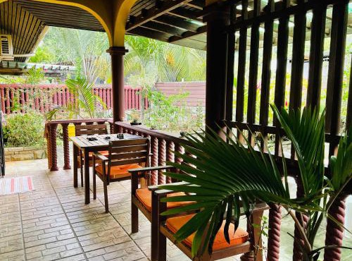 Effie Mountain View coco villa